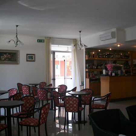 Hotel Liliana Ρίμινι Εξωτερικό φωτογραφία