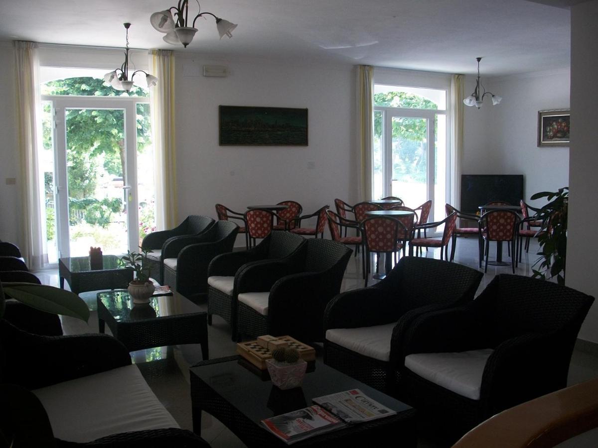 Hotel Liliana Ρίμινι Εξωτερικό φωτογραφία