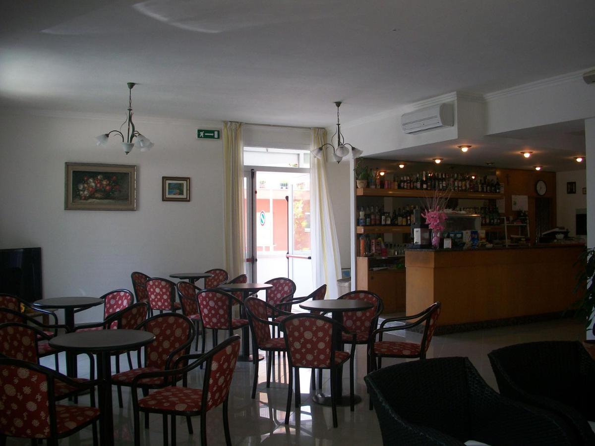 Hotel Liliana Ρίμινι Εξωτερικό φωτογραφία