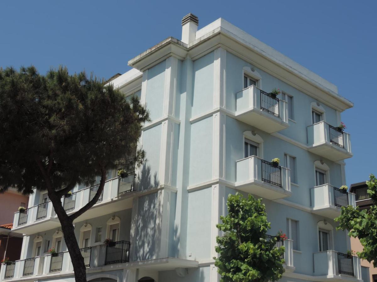 Hotel Liliana Ρίμινι Εξωτερικό φωτογραφία